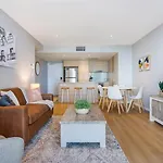 Broadbeach Ocean View Apartment Wifi Parking