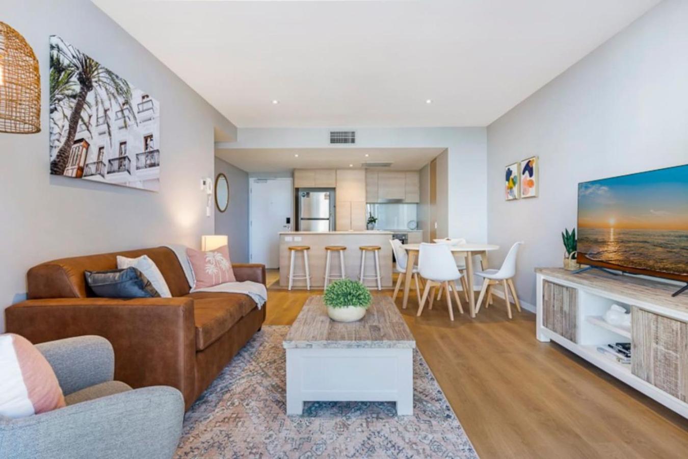 Apartment Broadbeach Ocean View Wifi Parking